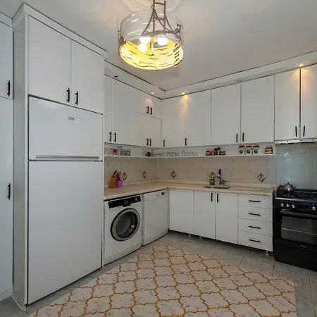 Apartment Sehir Merkezinde Muhtesem Manzarali 4 Odali Istanbul