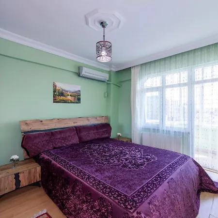 Sehir Merkezinde Muhtesem Manzarali 4 Odali * Istanboel